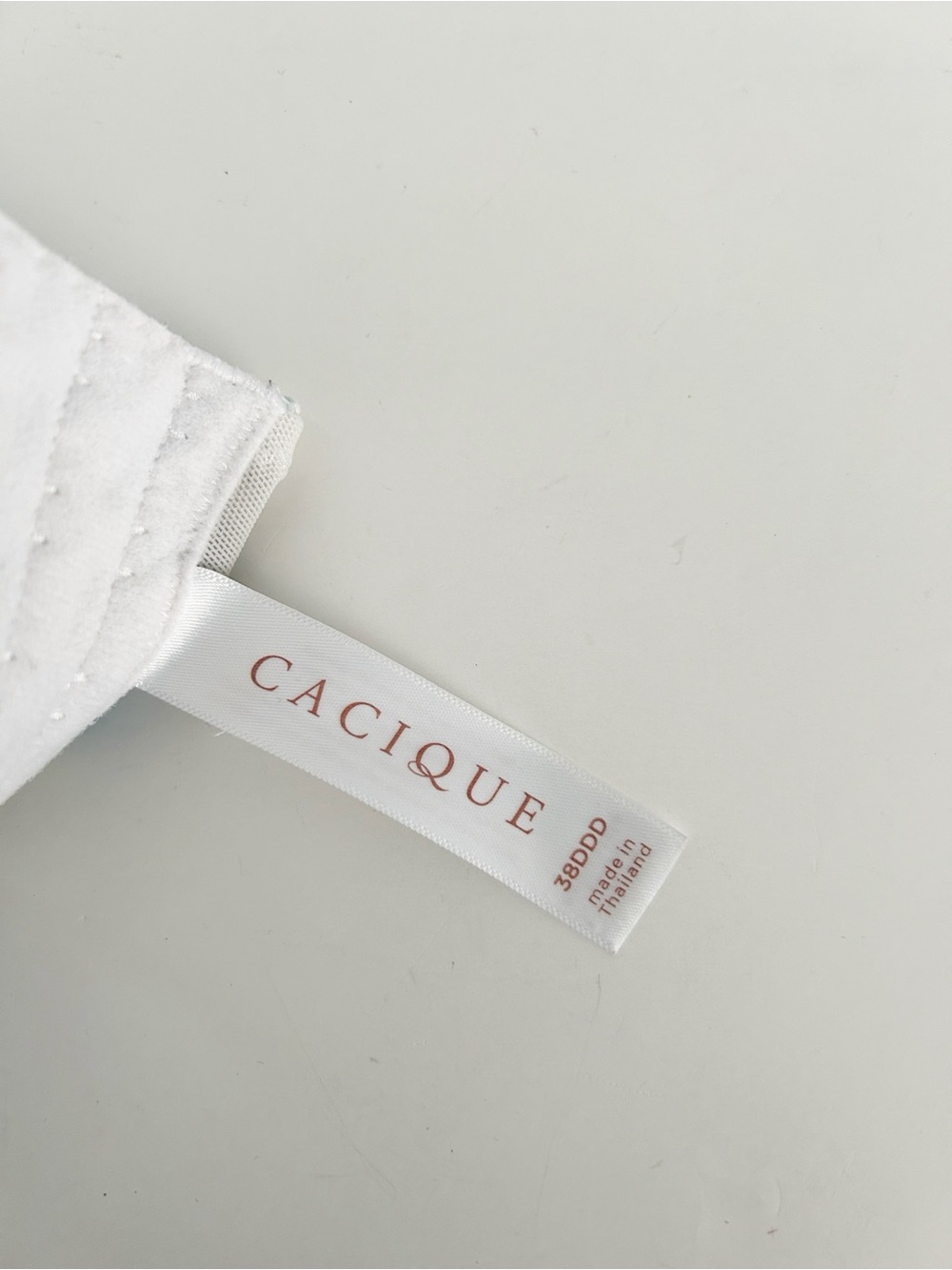 Cacique Floral Bra | Size 38DDD - Picture 5 of 5